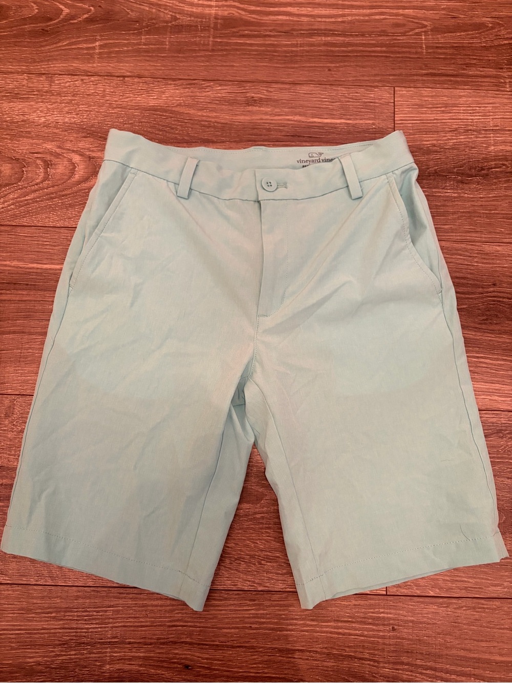 Vineyard Vines shorts